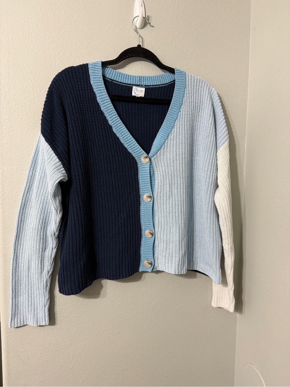 Francesca’s Color Block Light Blue, Navy & White Button Front Sweater M